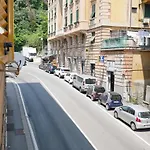 Zoe\'S House - Appartamento Turistico A Genova
